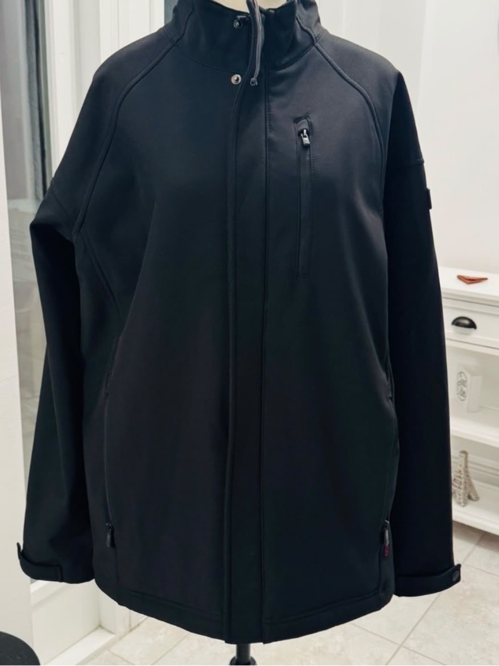 Tumi Black Performance Men's Jacket with High Collar